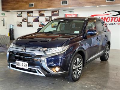 2021 Mitsubishi Outlander - Thumbnail