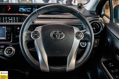 2015 Toyota Aqua - Thumbnail