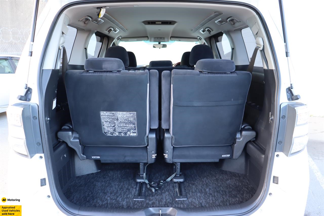 2009 Toyota Vellfire