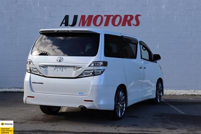 2009 Toyota Vellfire - Thumbnail