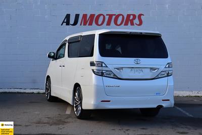 2009 Toyota Vellfire - Thumbnail