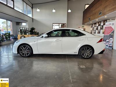 2014 Lexus IS - Thumbnail