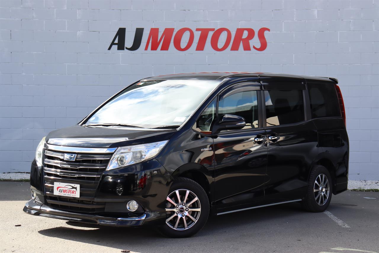 2015 Toyota Noah