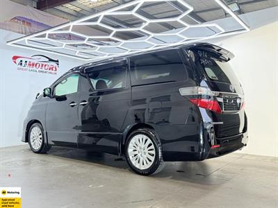 2012 Toyota Vellfire - Thumbnail