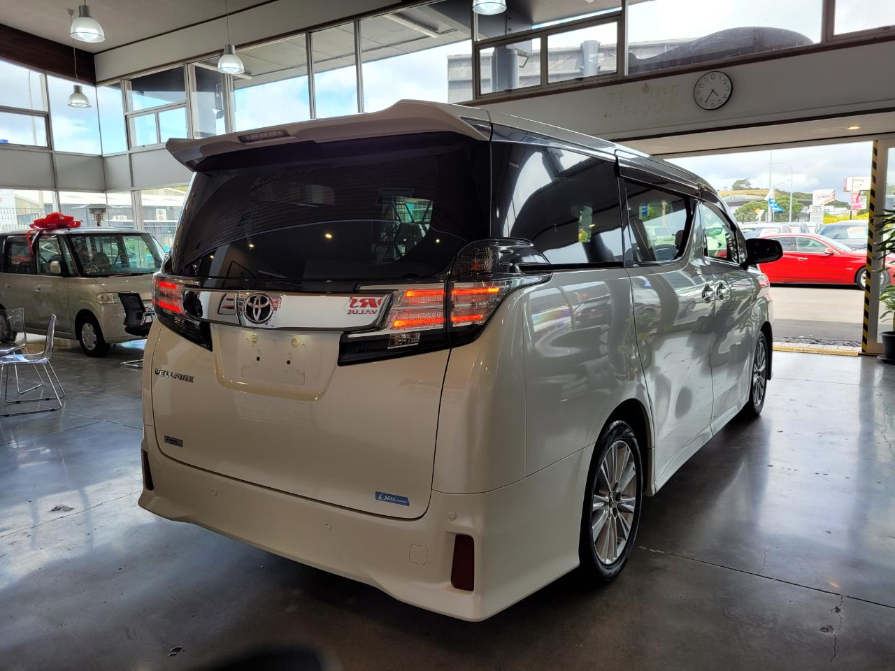 2015 Toyota Vellfire