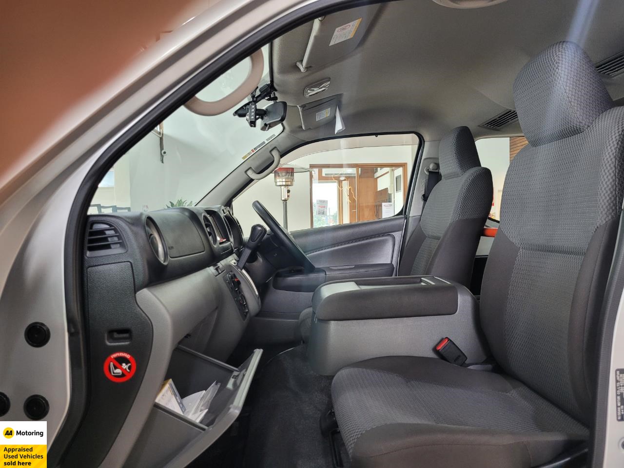 2019 Nissan NV350