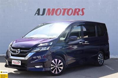 2016 Nissan Serena - Thumbnail