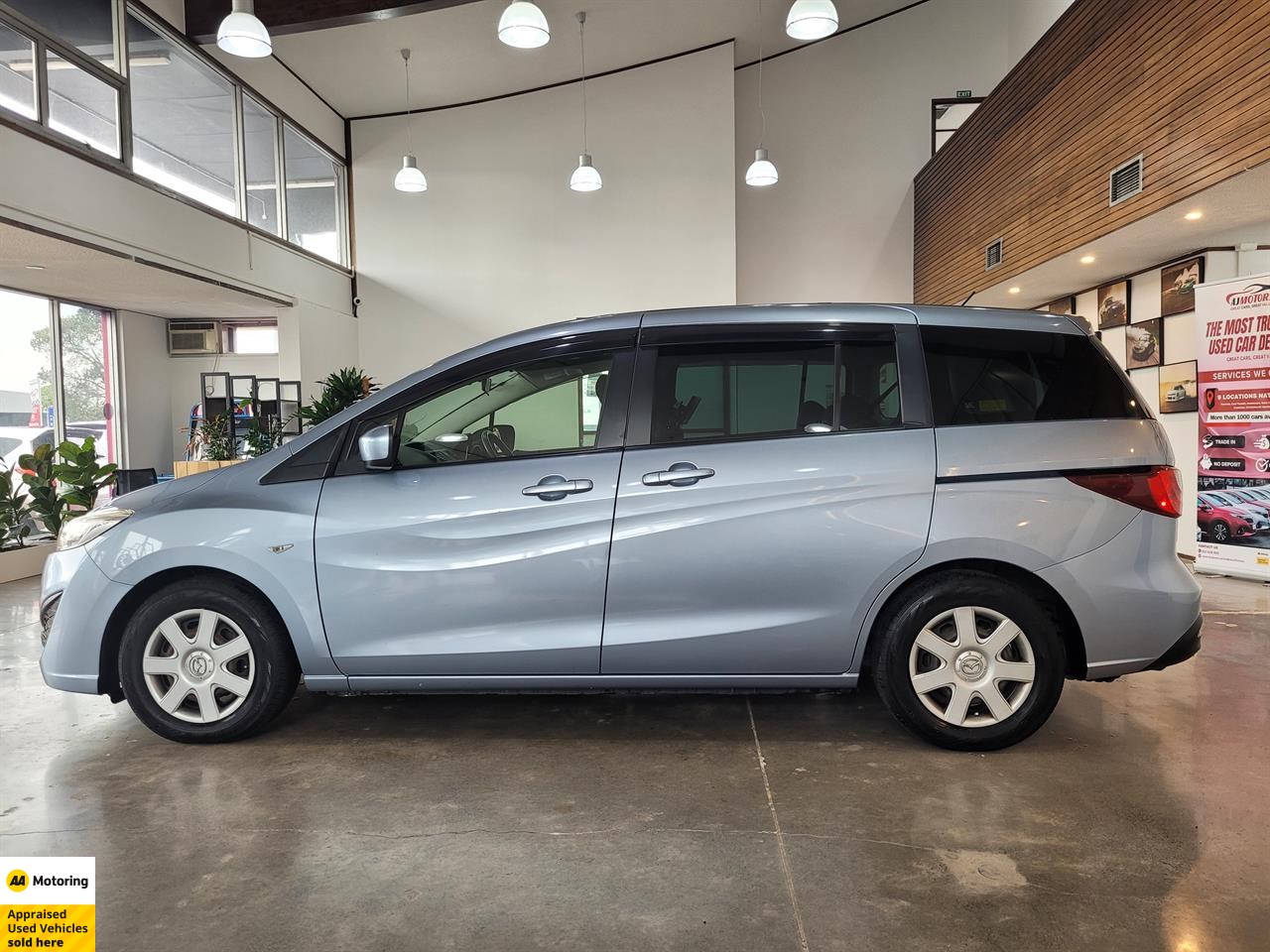 2013 Mazda Premacy