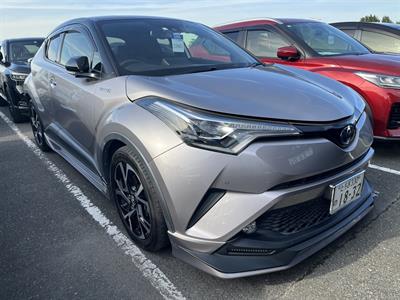 2018 Toyota C-HR - Thumbnail