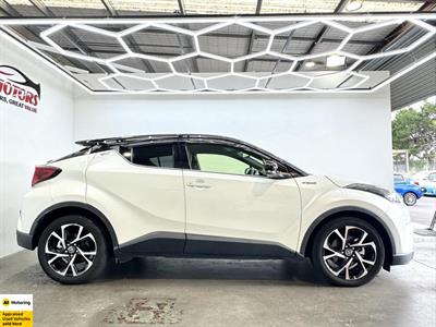 2018 Toyota C-HR - Thumbnail