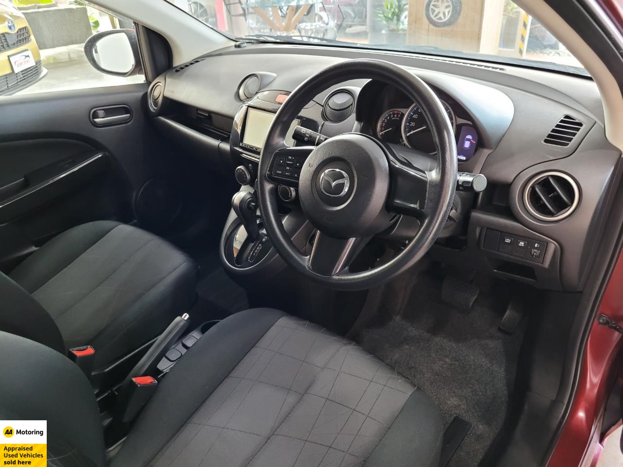 2014 Mazda Demio