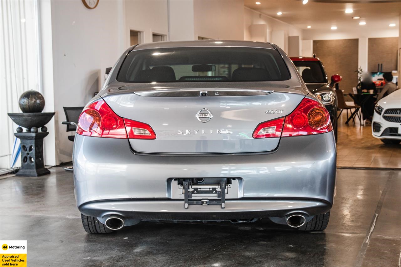 2013 Nissan Skyline