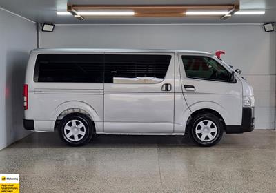 2018 Toyota Hiace - Thumbnail