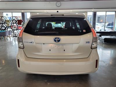 2012 Toyota Prius - Thumbnail