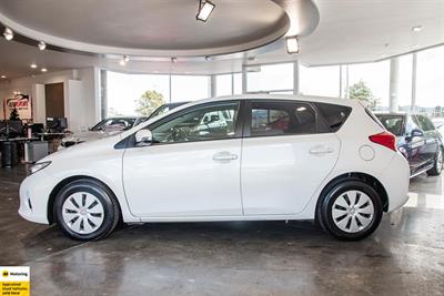 2014 Toyota Auris - Thumbnail