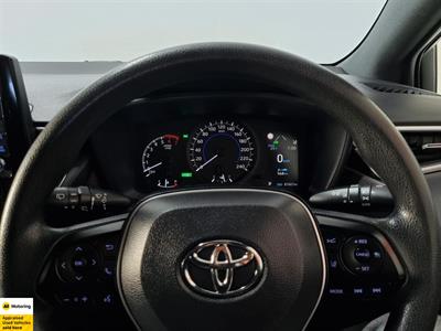 2018 Toyota Corolla - Thumbnail