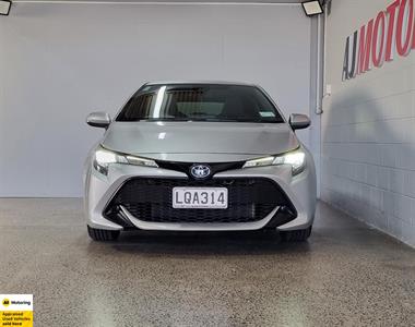 2018 Toyota Corolla - Thumbnail