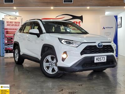 2019 Toyota RAV4 - Thumbnail