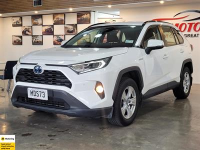 2019 Toyota RAV4 - Thumbnail