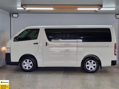 2016 Toyota Hiace - Thumbnail