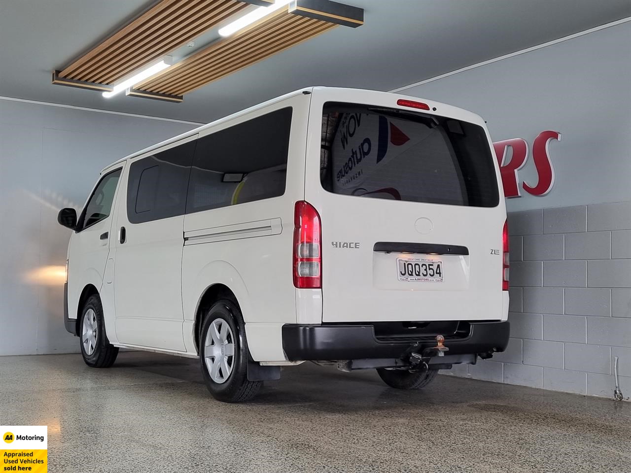 2016 Toyota Hiace