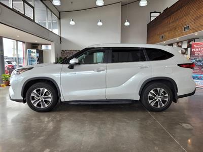 2023 Toyota Highlander - Thumbnail