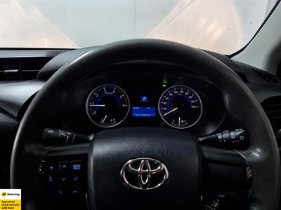 2019 Toyota Hilux - Thumbnail