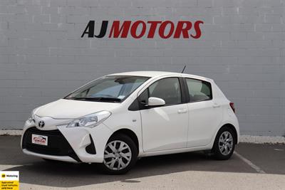 2019 Toyota Yaris - Thumbnail