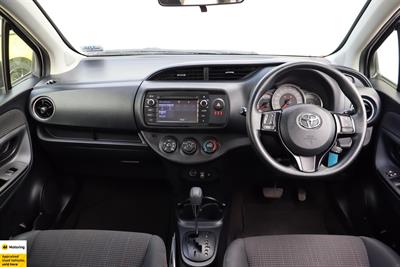 2019 Toyota Yaris - Thumbnail