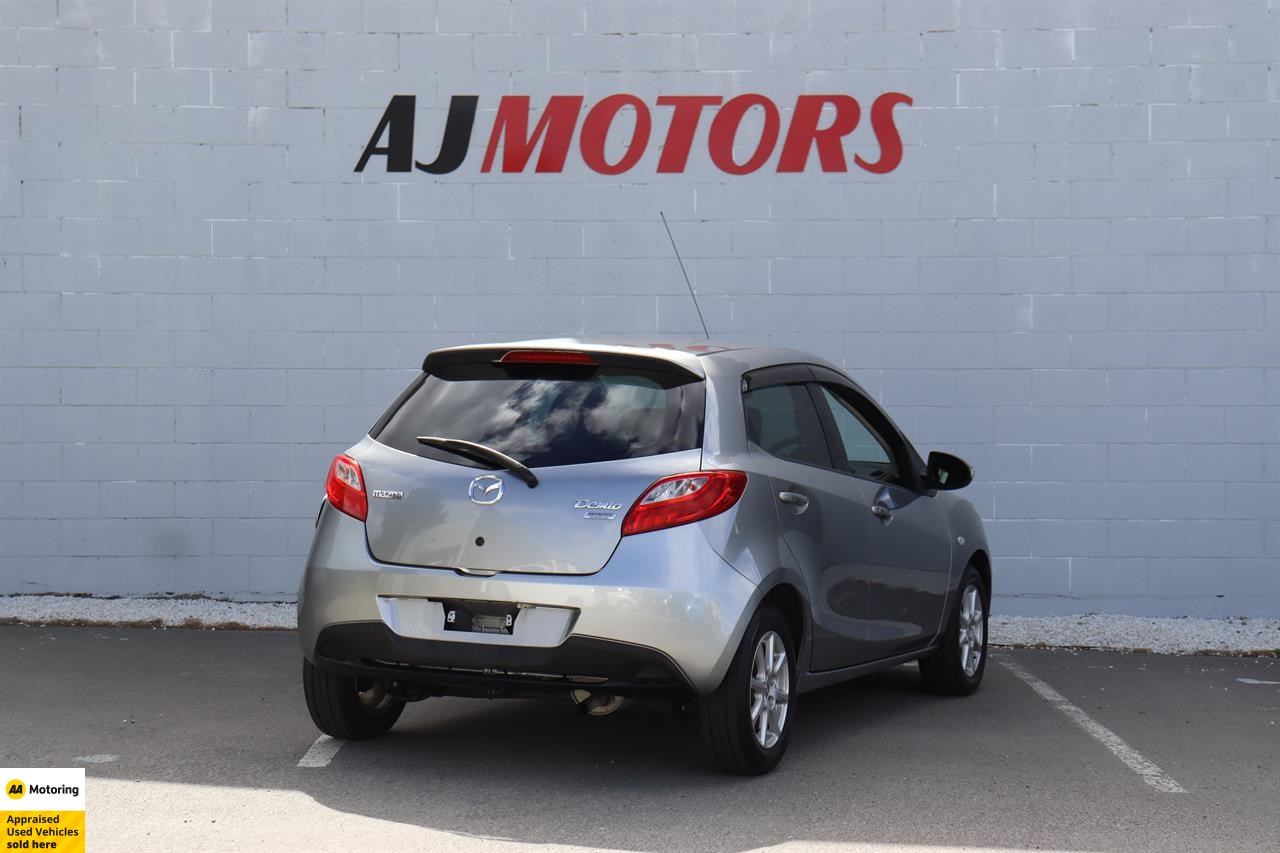 2014 Mazda Demio