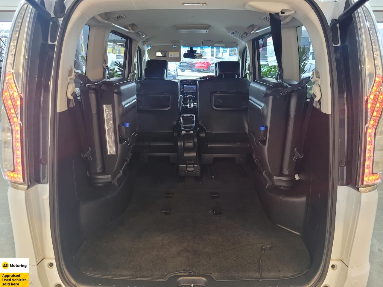 2014 Nissan Serena