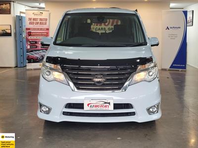 2014 Nissan Serena - Thumbnail