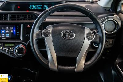 2014 Toyota Aqua - Thumbnail