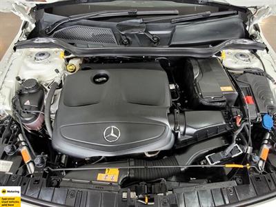 2016 Mercedes-Benz GLA - Thumbnail