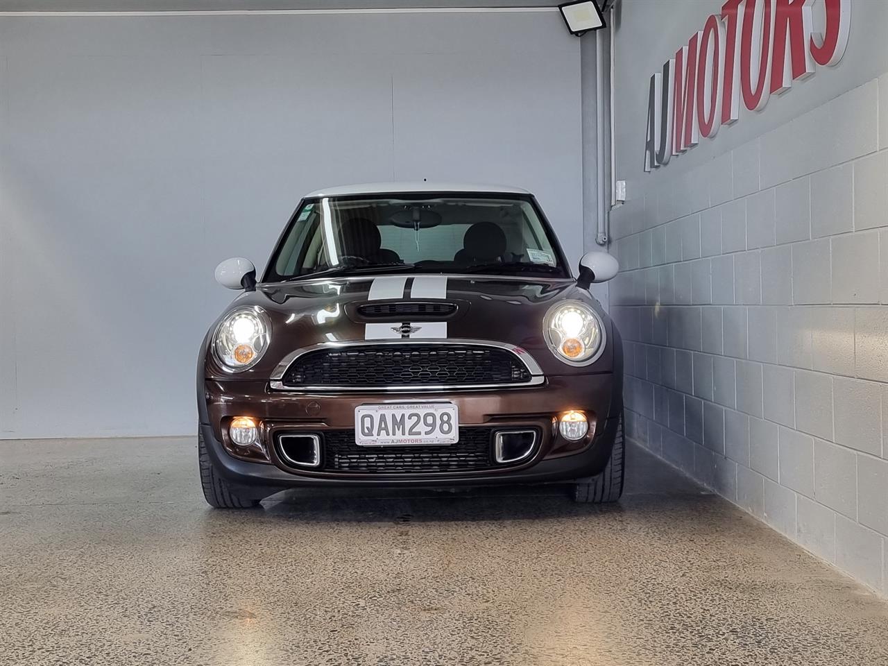 2012 MINI Cooper