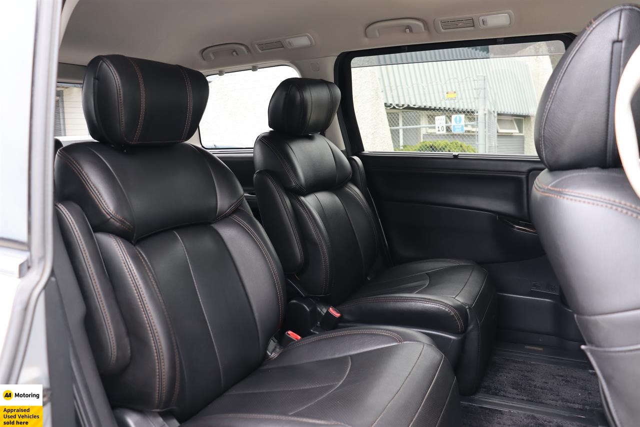 2011 Nissan Elgrand