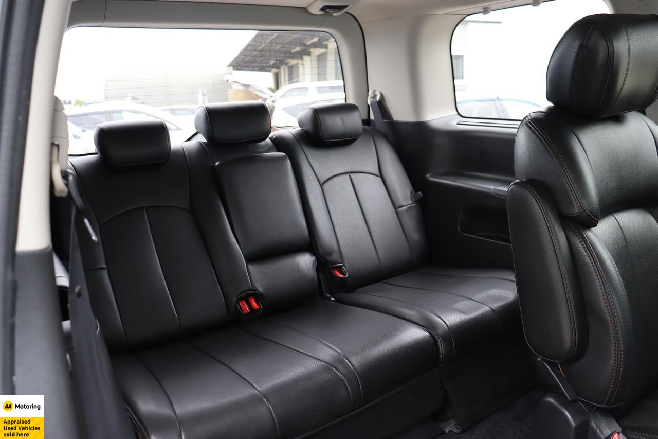 2011 Nissan Elgrand