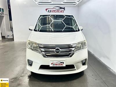 2013 Nissan Serena - Thumbnail