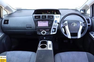 2013 Toyota Prius - Thumbnail