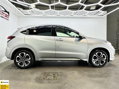 2014 Honda Vezel - Thumbnail