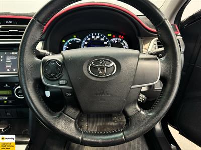 2013 Toyota Camry - Thumbnail