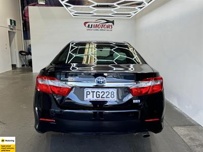 2013 Toyota Camry - Thumbnail