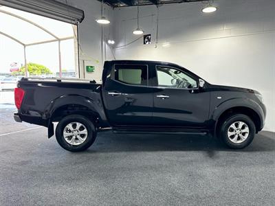 2020 Nissan Navara - Thumbnail