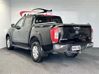 2020 Nissan Navara - Thumbnail