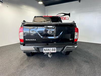 2020 Nissan Navara - Thumbnail