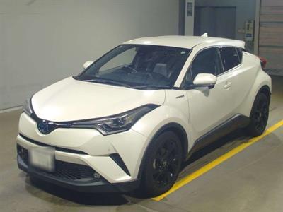 2019 Toyota C-HR - Thumbnail