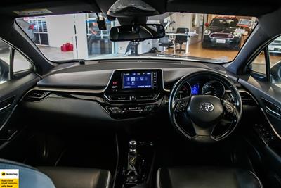 2019 Toyota C-HR - Thumbnail