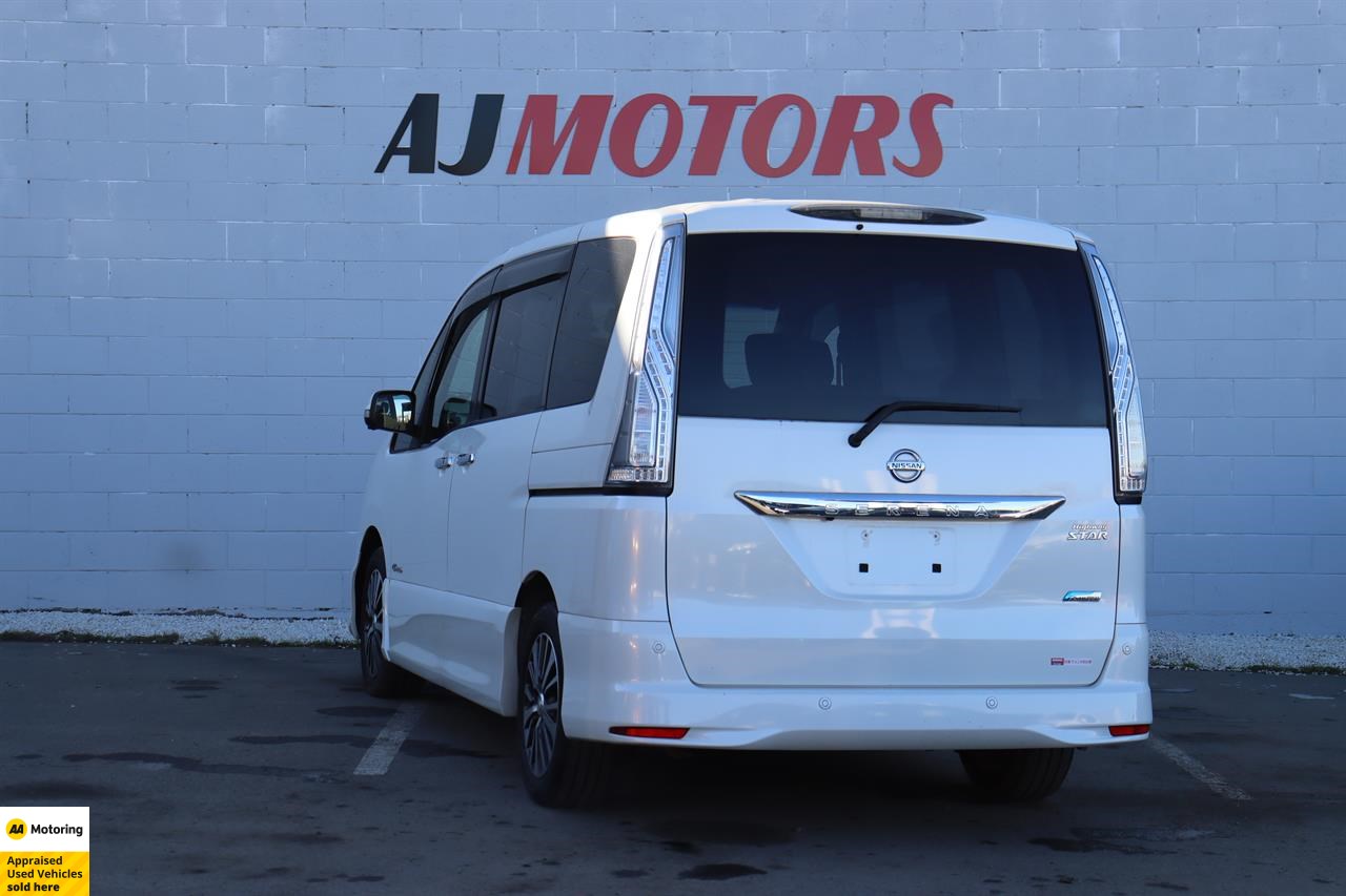 2015 Nissan Serena