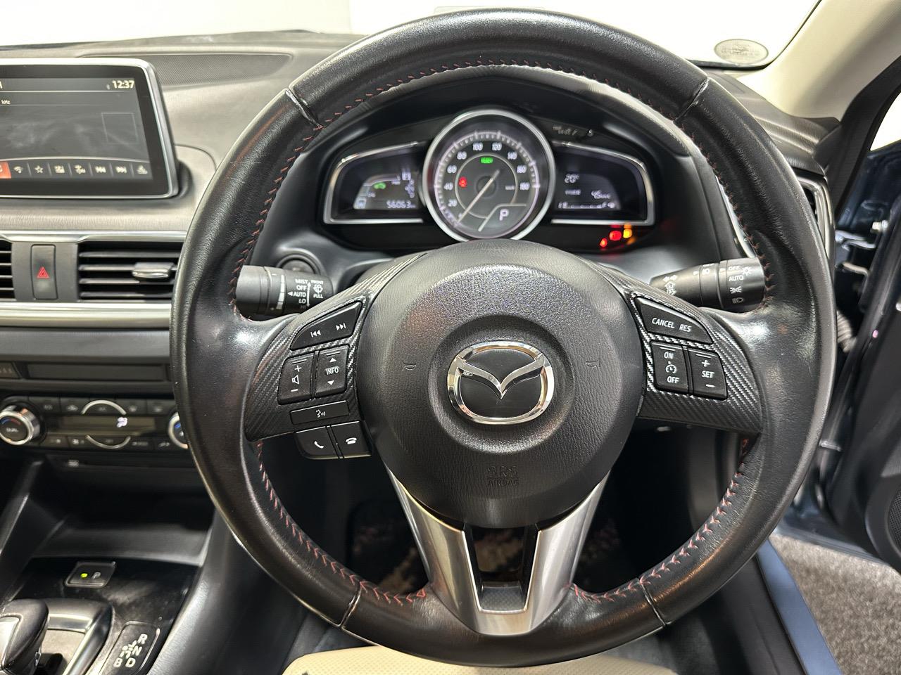 2013 Mazda Axela