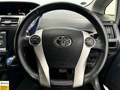 2013 Toyota Prius - Thumbnail